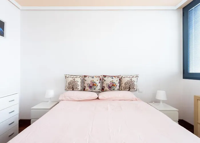 Home2book Amazing View Floor 25 Cruz